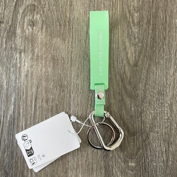 NWT Lululemon Silicone Keychain Citra Lime White - Picture 2 of 3